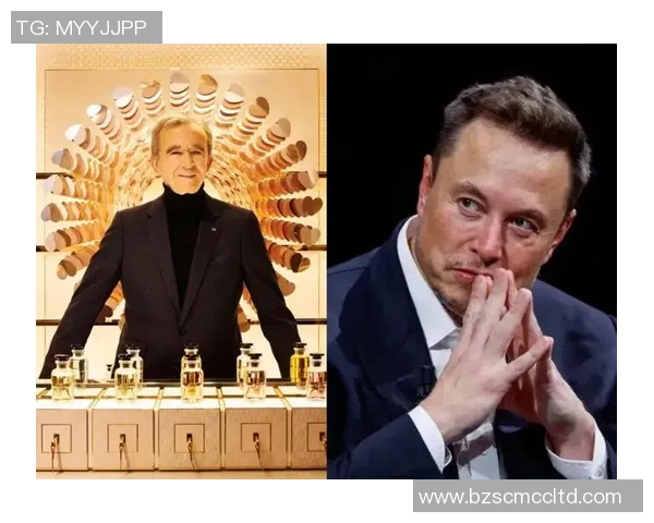 足球明星奢华生活揭秘：奢侈品与豪宅背后的精彩瞬间与故事